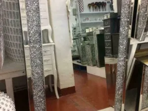 CRUSH DIAMOND MIRROR